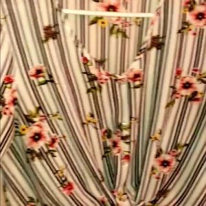 white long sleeve flower shirt !